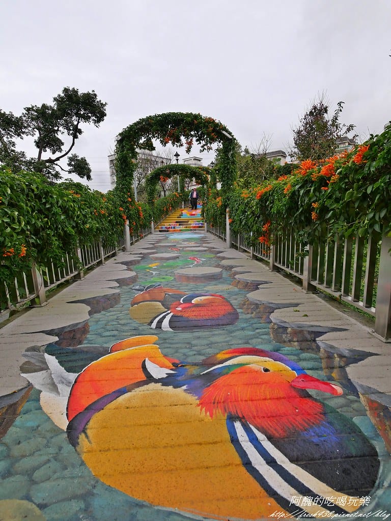 【新北特色公園】鶯歌永吉公園,3D立體彩繪步道超有趣,還有籃球場、遊戲區、體健廣場,IG打卡新景點。 - 第11張圖 P1001375