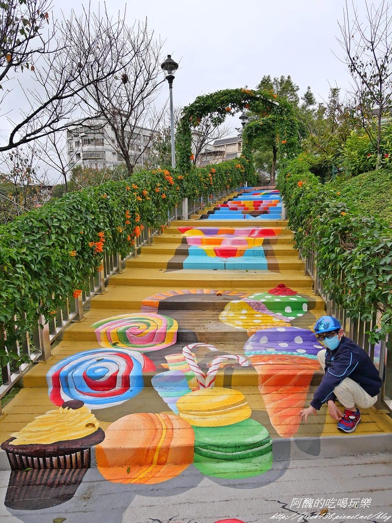 【新北特色公園】鶯歌永吉公園,3D立體彩繪步道超有趣,還有籃球場、遊戲區、體健廣場,IG打卡新景點。 - 第18張圖 P1001354