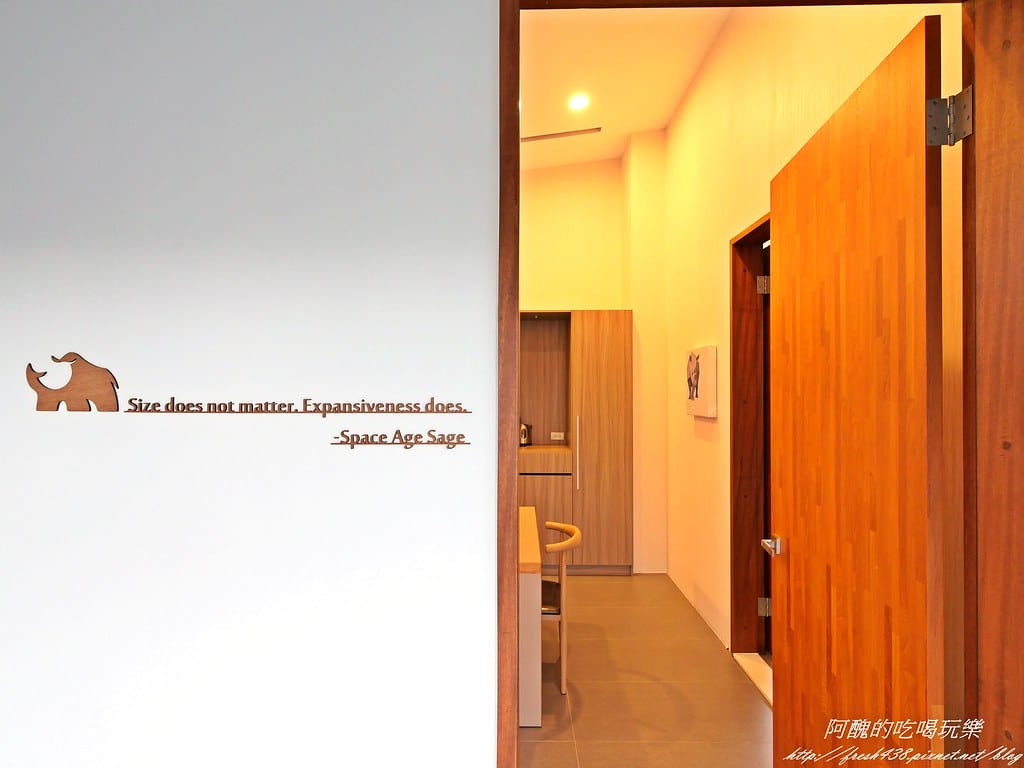【宜蘭民宿】悠悅光Aura Villa(新樂館),動物主題房型,打造親子新樂園,戲水池、電動車、烤肉、沙坑、卡拉OK、溜滑梯房型一應俱全。 - 第134張圖 P1001212