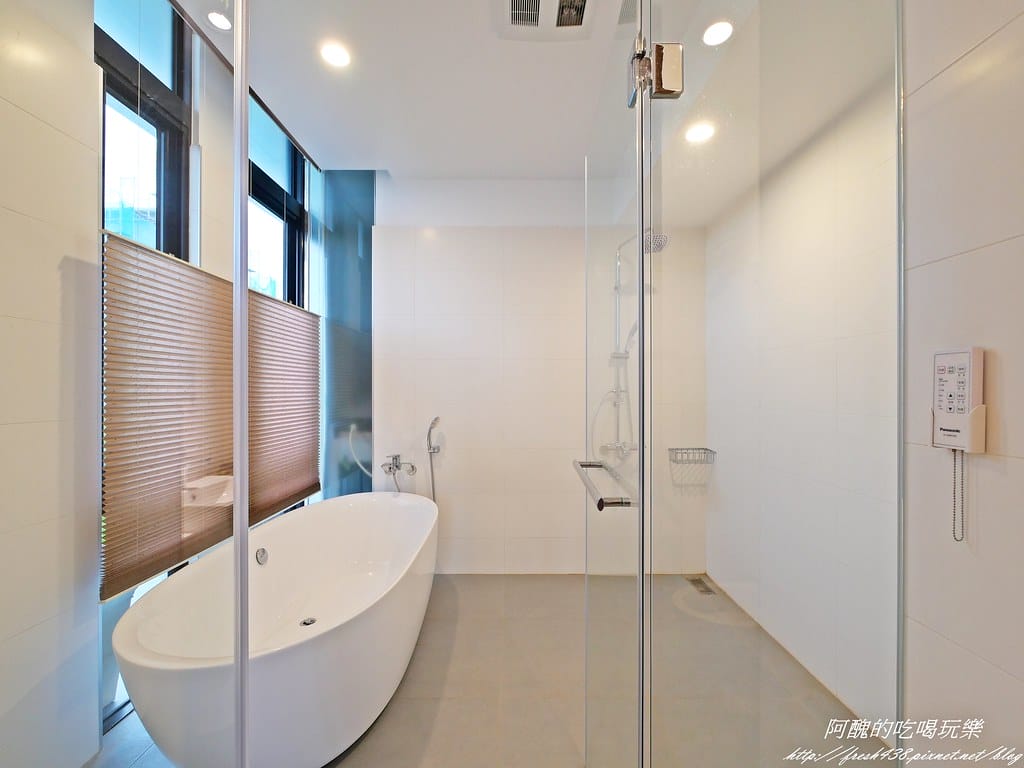 【宜蘭民宿】悠悅光Aura Villa(新樂館),動物主題房型,打造親子新樂園,戲水池、電動車、烤肉、沙坑、卡拉OK、溜滑梯房型一應俱全。 - 第78張圖 P1001148