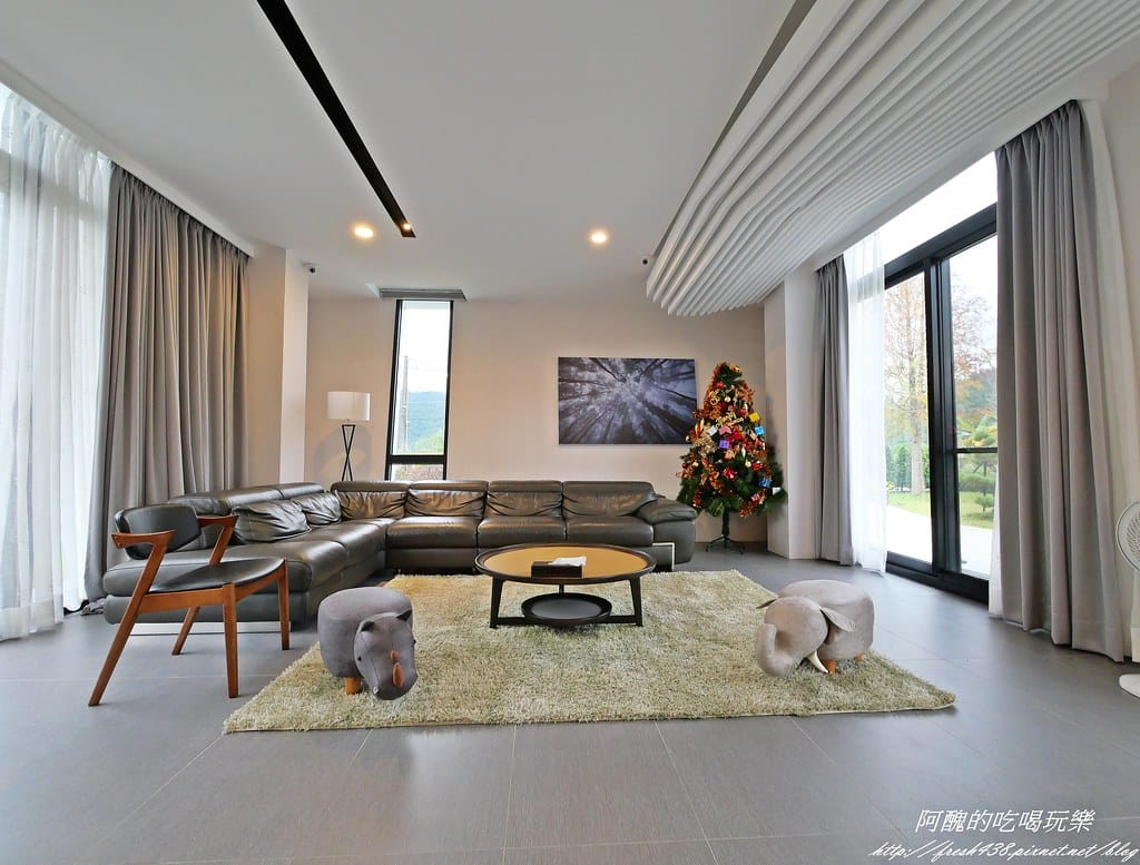 【宜蘭民宿】悠悅光Aura Villa(新樂館),動物主題房型,打造親子新樂園,戲水池、電動車、烤肉、沙坑、卡拉OK、溜滑梯房型一應俱全。 - 第54張圖 P1001120