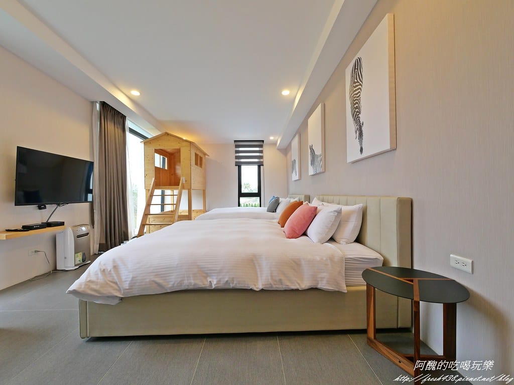【宜蘭民宿】悠悅光Aura Villa(新樂館),動物主題房型,打造親子新樂園,戲水池、電動車、烤肉、沙坑、卡拉OK、溜滑梯房型一應俱全。 - 第109張圖 P1001299