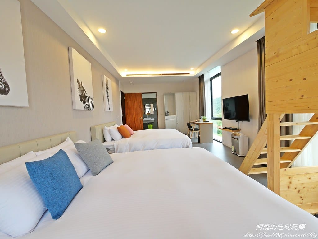 【宜蘭民宿】悠悅光Aura Villa(新樂館),動物主題房型,打造親子新樂園,戲水池、電動車、烤肉、沙坑、卡拉OK、溜滑梯房型一應俱全。 - 第112張圖 P1001302