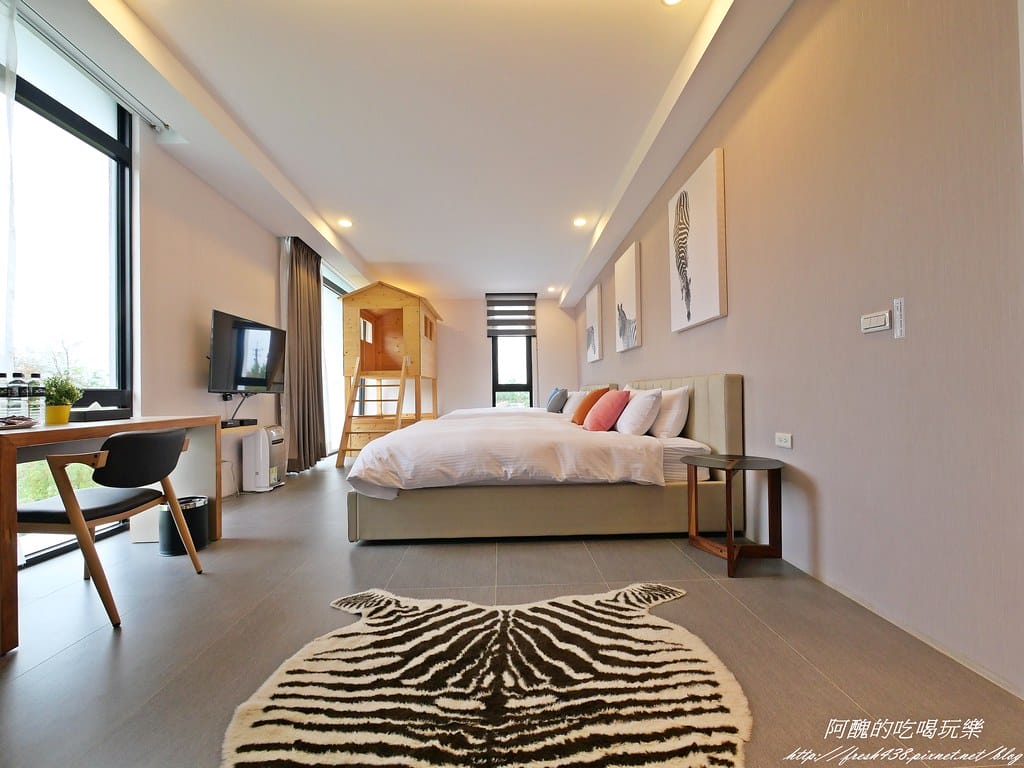 【宜蘭民宿】悠悅光Aura Villa(新樂館),動物主題房型,打造親子新樂園,戲水池、電動車、烤肉、沙坑、卡拉OK、溜滑梯房型一應俱全。 - 第107張圖 P1001298