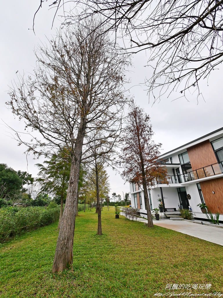 【宜蘭民宿】悠悅光Aura Villa(新樂館),動物主題房型,打造親子新樂園,戲水池、電動車、烤肉、沙坑、卡拉OK、溜滑梯房型一應俱全。 - 第17張圖 P1001085