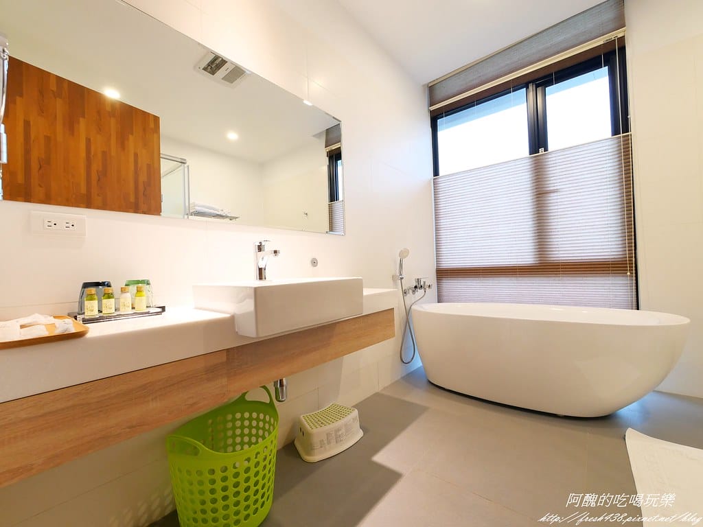 【宜蘭民宿】悠悅光Aura Villa(新樂館),動物主題房型,打造親子新樂園,戲水池、電動車、烤肉、沙坑、卡拉OK、溜滑梯房型一應俱全。 - 第129張圖 P1001204