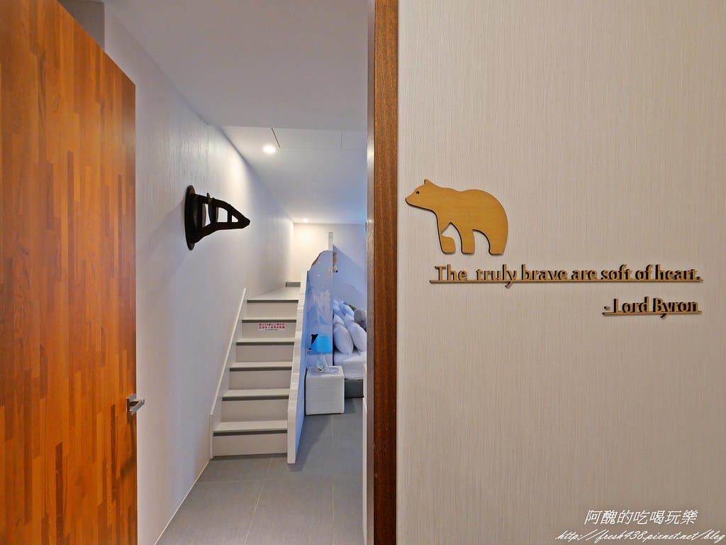 【宜蘭民宿】悠悅光Aura Villa(新樂館),動物主題房型,打造親子新樂園,戲水池、電動車、烤肉、沙坑、卡拉OK、溜滑梯房型一應俱全。 - 第62張圖 P1001127