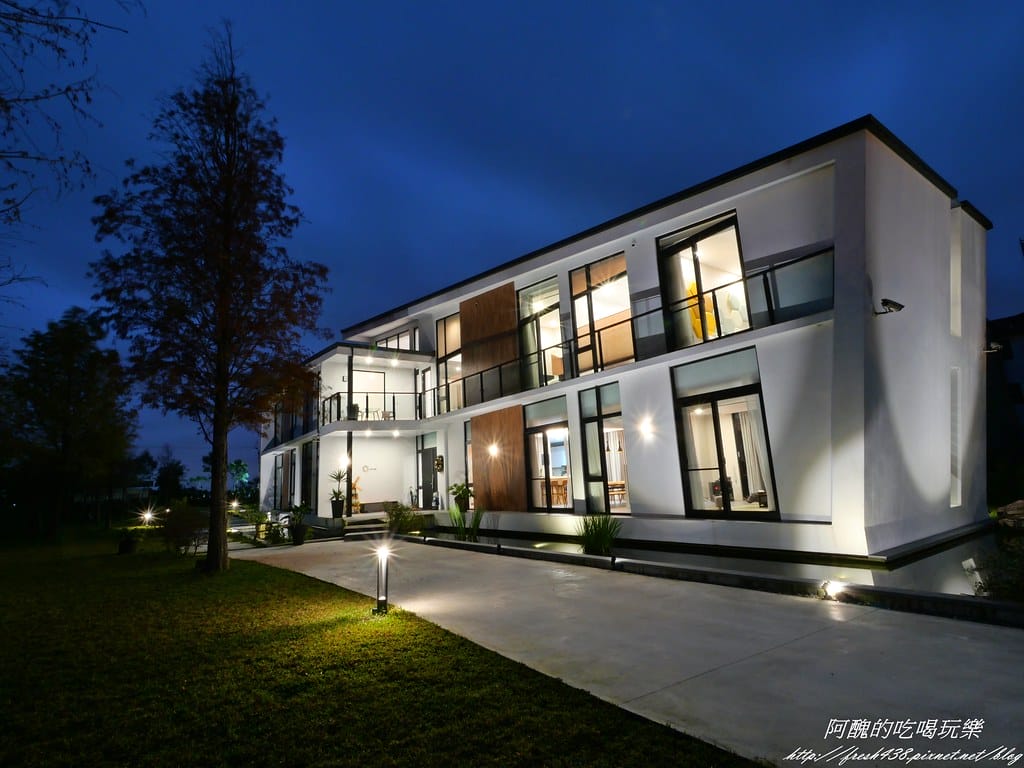 【宜蘭民宿】悠悅光Aura Villa(新樂館),動物主題房型,打造親子新樂園,戲水池、電動車、烤肉、沙坑、卡拉OK、溜滑梯房型一應俱全。 - 第158張圖 P1001275