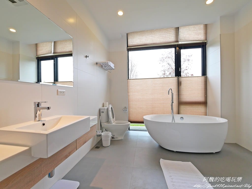 【宜蘭民宿】悠悅光Aura Villa(新樂館),動物主題房型,打造親子新樂園,戲水池、電動車、烤肉、沙坑、卡拉OK、溜滑梯房型一應俱全。 - 第156張圖 P1001324