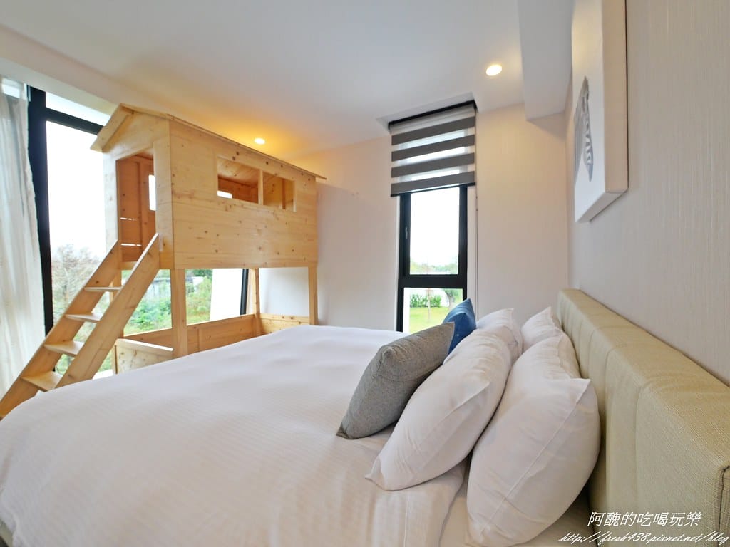 【宜蘭民宿】悠悅光Aura Villa(新樂館),動物主題房型,打造親子新樂園,戲水池、電動車、烤肉、沙坑、卡拉OK、溜滑梯房型一應俱全。 - 第114張圖 P1001310