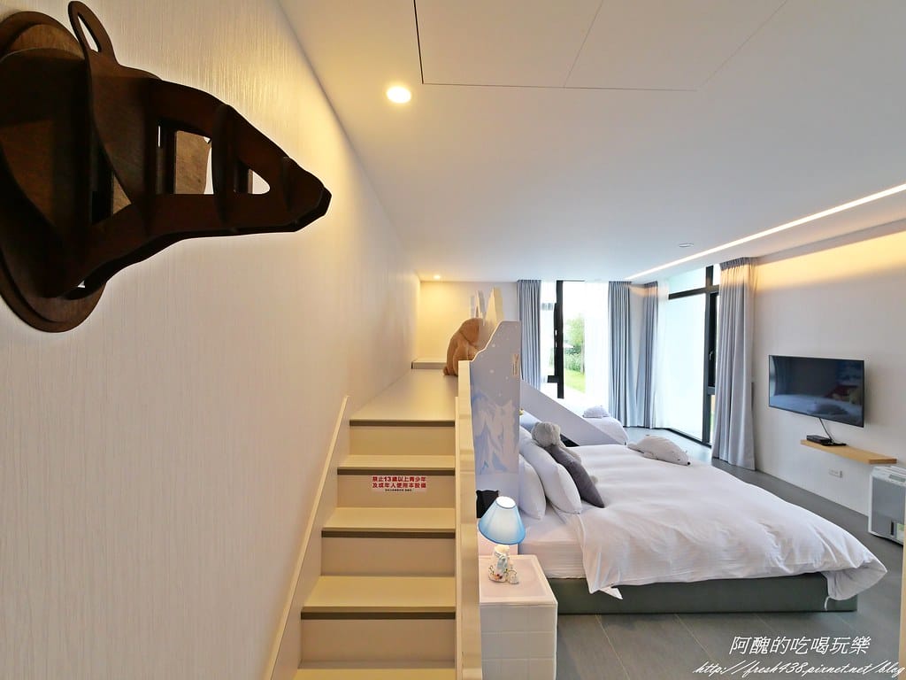 【宜蘭民宿】悠悅光Aura Villa(新樂館),動物主題房型,打造親子新樂園,戲水池、電動車、烤肉、沙坑、卡拉OK、溜滑梯房型一應俱全。 - 第63張圖 P1001129