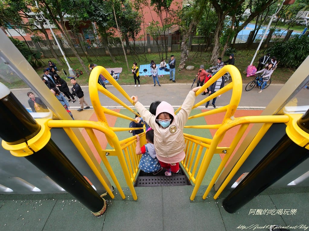 【新北特色公園】林口樂活公園,交通/停車資訊,捷運主題公園,4米高溜滑梯超級刺激,等您來挑戰。 - 第50張圖 P1001645