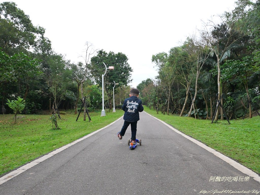 【新北特色公園】林口樂活公園,交通/停車資訊,捷運主題公園,4米高溜滑梯超級刺激,等您來挑戰。 - 第35張圖 P1001700