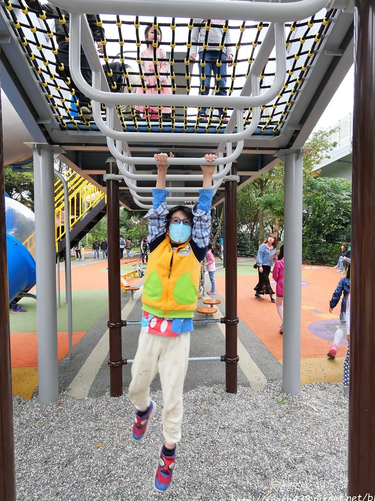 【新北特色公園】林口樂活公園,交通/停車資訊,捷運主題公園,4米高溜滑梯超級刺激,等您來挑戰。 - 第66張圖 P1001613