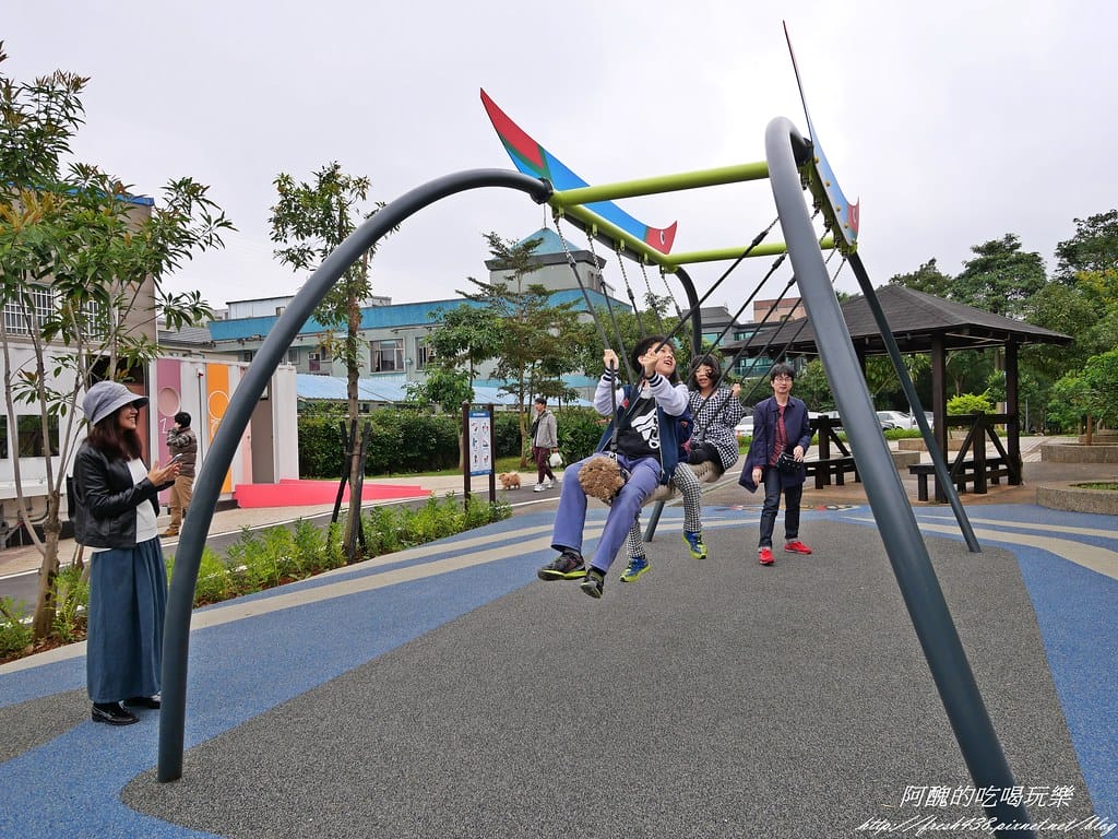 【新北特色公園】林口樂活公園,交通/停車資訊,捷運主題公園,4米高溜滑梯超級刺激,等您來挑戰。 - 第11張圖 P1001569