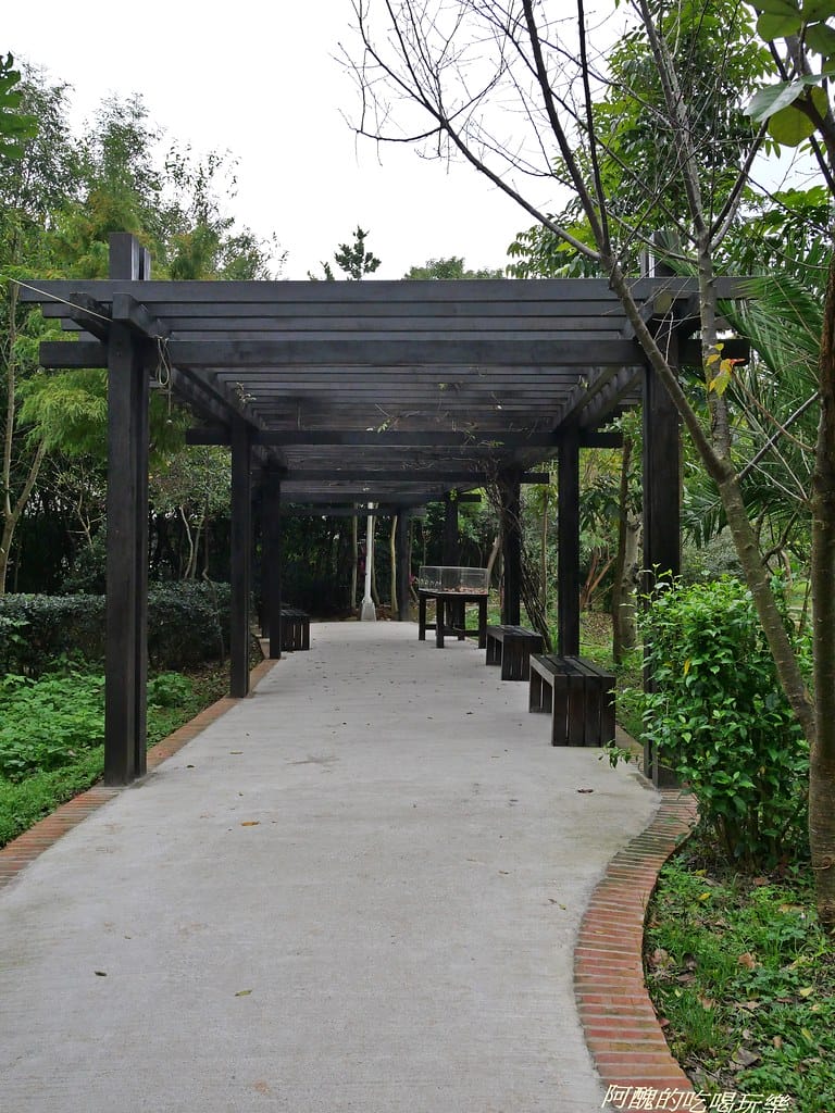 【新北特色公園】林口樂活公園,交通/停車資訊,捷運主題公園,4米高溜滑梯超級刺激,等您來挑戰。 - 第37張圖 P1001701