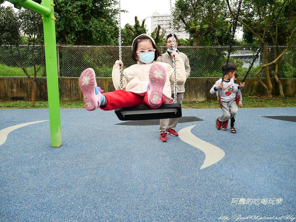【新北特色公園】林口樂活公園,交通/停車資訊,捷運主題公園,4米高溜滑梯超級刺激,等您來挑戰。 - 第18張圖 P1480837