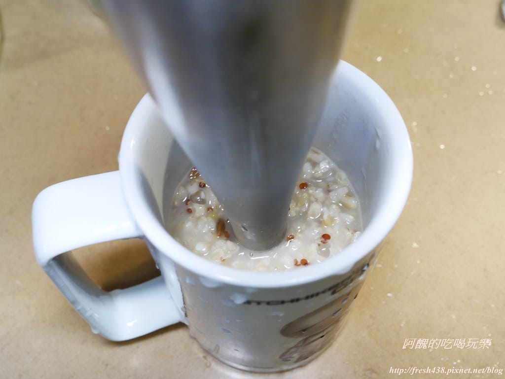 【寶寶點心】八寶米餅,無糖、無油、無蛋、無奶的手指食物,電鍋即可烘烤,軟綿好入口。 - 第4張圖 P1520295
