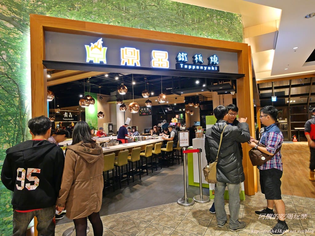 【台中景點】麗寶Outlet Mall、Sky Dream天空之夢摩天輪,全台最大摩天輪,夜景超吸睛! - 第14張圖 P1003184