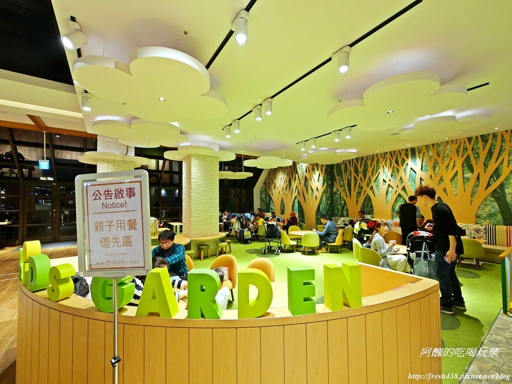 【台中景點】麗寶Outlet Mall、Sky Dream天空之夢摩天輪,全台最大摩天輪,夜景超吸睛! - 第10張圖 P1003179