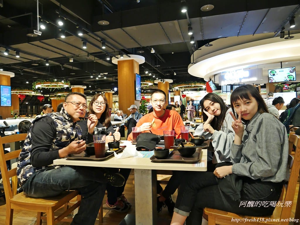 【台中景點】麗寶Outlet Mall、Sky Dream天空之夢摩天輪,全台最大摩天輪,夜景超吸睛! - 第19張圖 P1520038