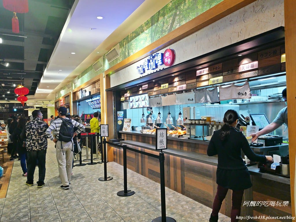 【台中景點】麗寶Outlet Mall、Sky Dream天空之夢摩天輪,全台最大摩天輪,夜景超吸睛! - 第12張圖 P1003177