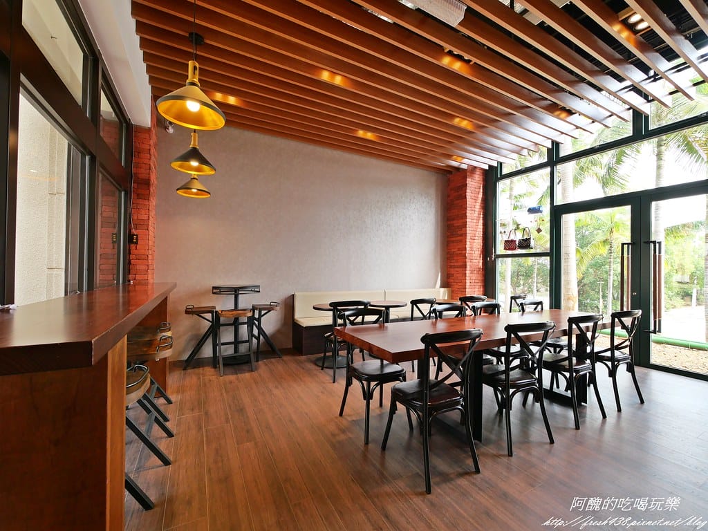【台中美食】麗寶休息站 金旺咖啡,餐點豐富、飲品順口、空間雅致,聚餐休閒的好所在。 - 第7張圖 P1002953