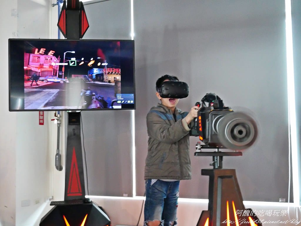 【台中景點】麗寶國際賽車場Lihpao Racing、全台最大虛擬實境體驗館VR Formula,挑戰您的能力,刺激您的感官! - 第58張圖 P1520164