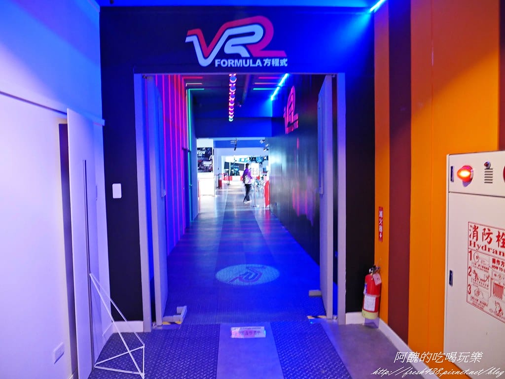 【台中景點】麗寶國際賽車場Lihpao Racing、全台最大虛擬實境體驗館VR Formula,挑戰您的能力,刺激您的感官! - 第45張圖 P1520144
