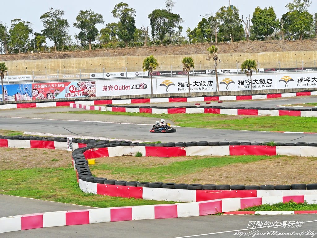 【台中景點】麗寶國際賽車場Lihpao Racing、全台最大虛擬實境體驗館VR Formula,挑戰您的能力,刺激您的感官! - 第36張圖 P1520137