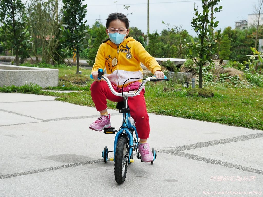 【宜蘭民宿】美村渡假農場,親子房型、賽車、鞦韆與球池,夏天還有戲水區哦!(送四人房住宿券) - 第14張圖 P1520399