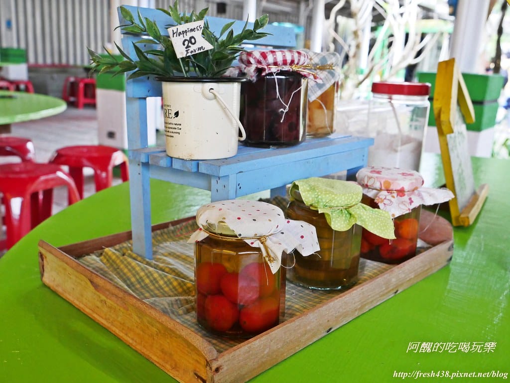【宜蘭景點】幸福20號農場,窯烤披薩、原木鉛筆、檸檬醋、紅豆麻糬DIY,多樣動物可餵食、吹泡泡、打水仗,還有精緻餐點與下午茶。 - 第47張圖 P1520535