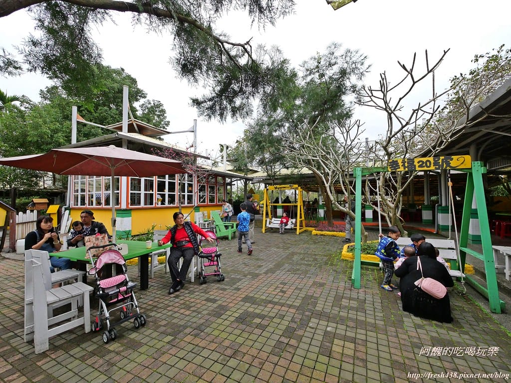 【宜蘭景點】幸福20號農場,窯烤披薩、原木鉛筆、檸檬醋、紅豆麻糬DIY,多樣動物可餵食、吹泡泡、打水仗,還有精緻餐點與下午茶。 - 第30張圖 P1003582