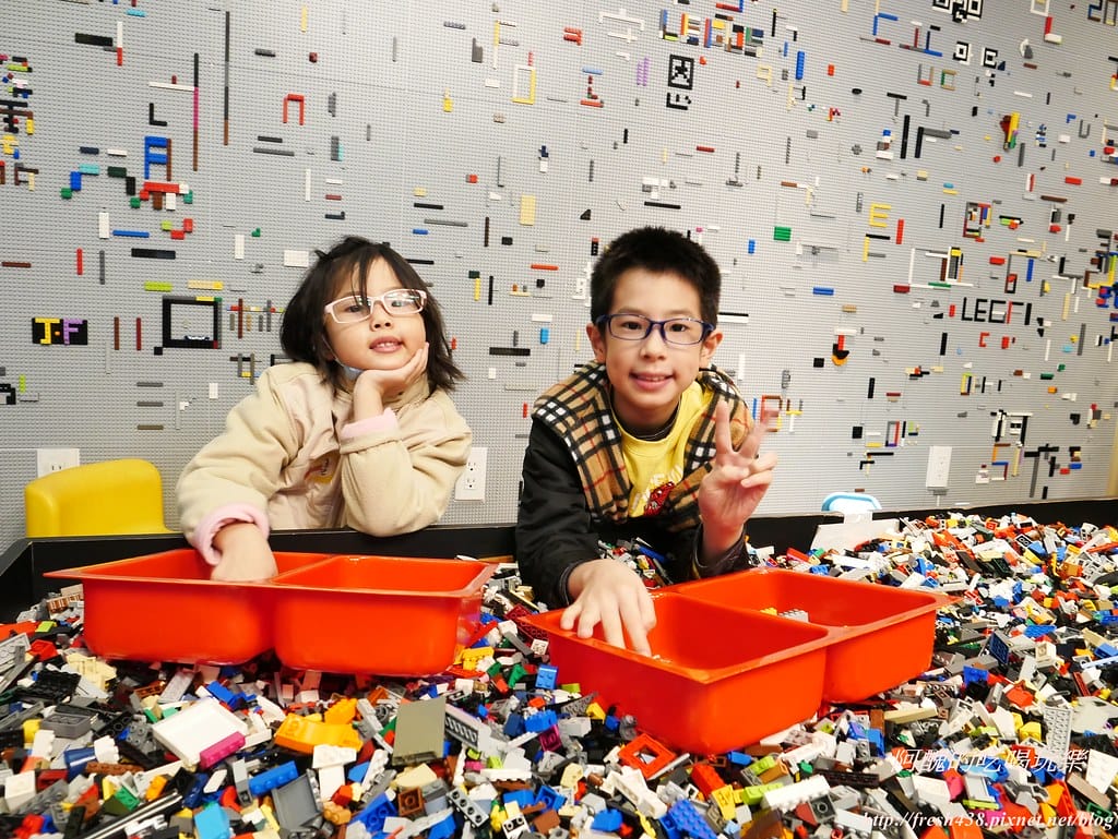 【桃園親子餐廳】Brick Maker玩樂磚家,樂高主題親子餐廳,結合美食與科技,開啟孩子科學教育的第一步! - 第61張圖 P1530044