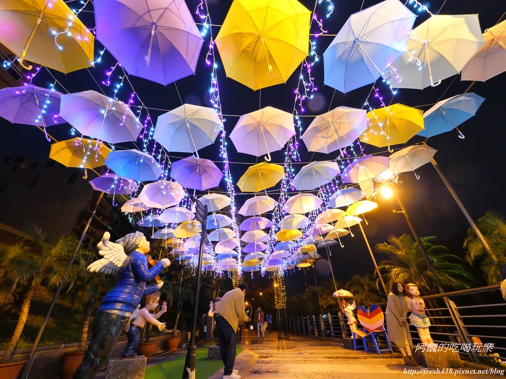 【新北景點】2019碧潭水舞季,全新水舞造型結合周邊裝置藝術,最新IG熱門打卡,水舞秀交通資訊、展演時間、管制消息與最佳欣賞角度報您知! - 第27張圖 P1003801