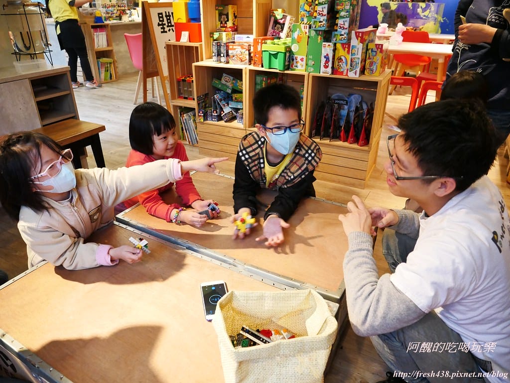 【桃園親子餐廳】Brick Maker玩樂磚家,樂高主題親子餐廳,結合美食與科技,開啟孩子科學教育的第一步! - 第67張圖 P1530090