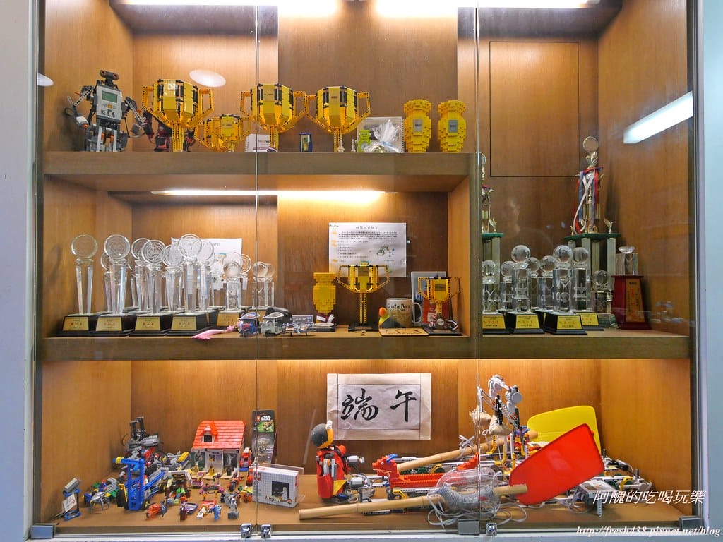 【桃園親子餐廳】Brick Maker玩樂磚家,樂高主題親子餐廳,結合美食與科技,開啟孩子科學教育的第一步! - 第76張圖 4