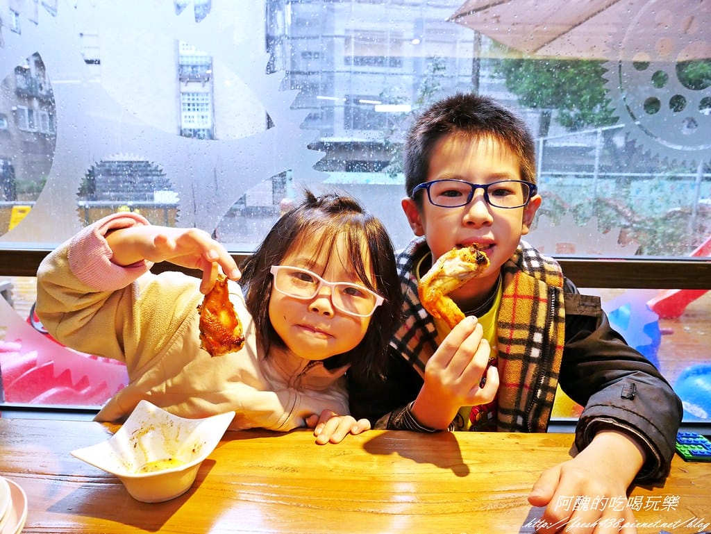 【桃園親子餐廳】Brick Maker玩樂磚家,樂高主題親子餐廳,結合美食與科技,開啟孩子科學教育的第一步! - 第47張圖 P1520831