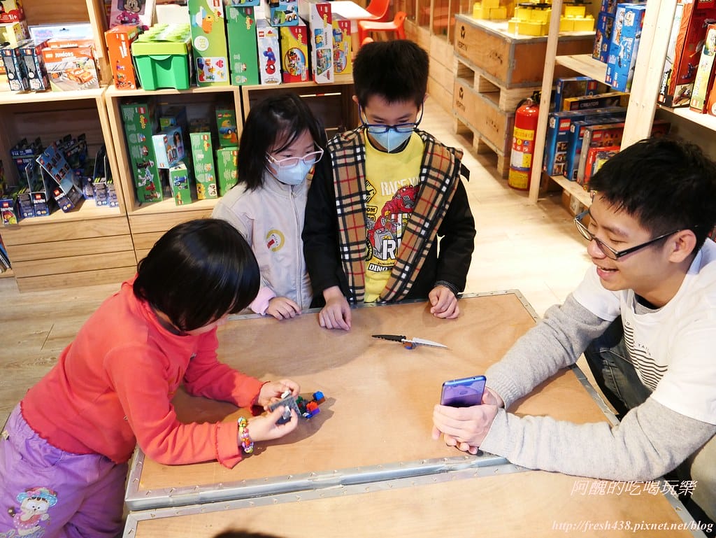【桃園親子餐廳】Brick Maker玩樂磚家,樂高主題親子餐廳,結合美食與科技,開啟孩子科學教育的第一步! - 第66張圖 P1530084