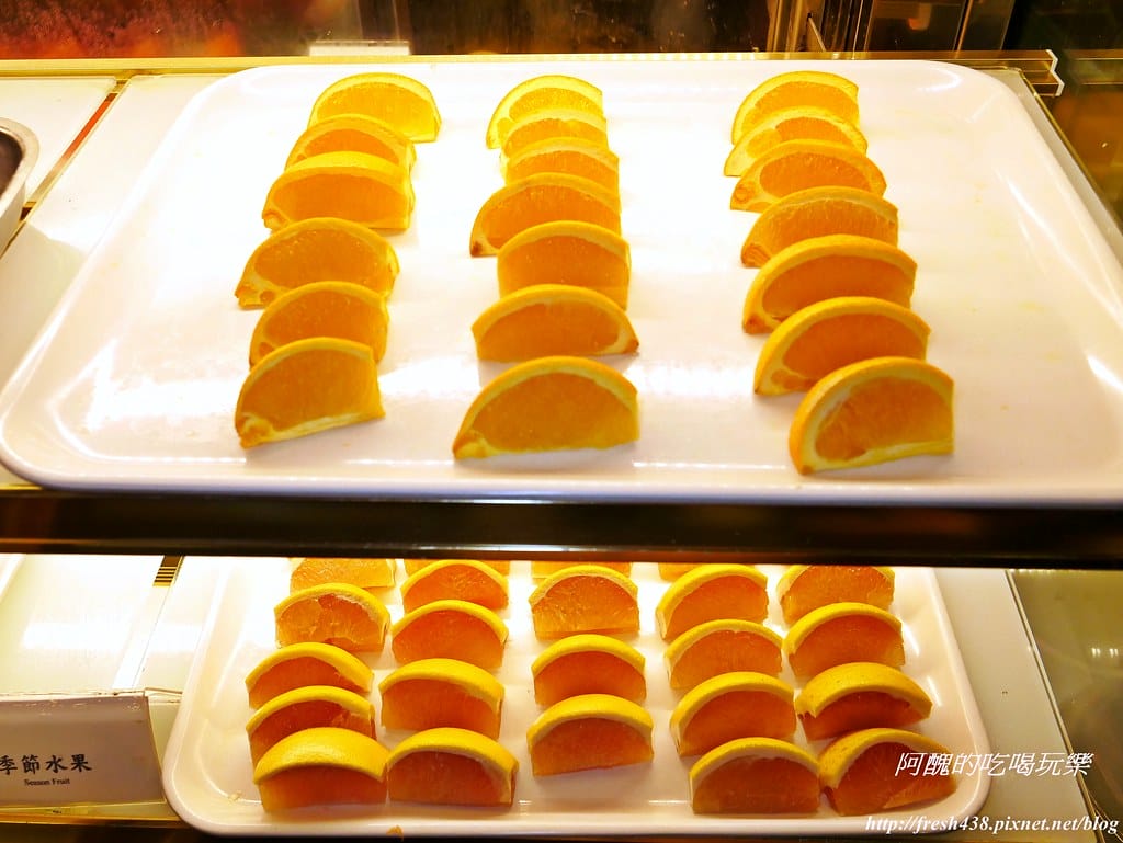 【深坑美食】海灣假日酒店Café餐廳-自助百匯吃到飽,海陸雙饗宴、現點現煎牛排、各國風味料理,精緻美食等您來嘗鮮。 - 第87張圖 P1530393