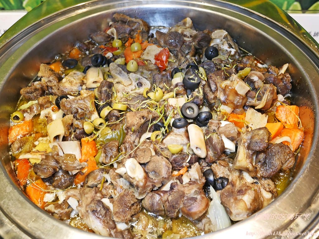 【深坑美食】海灣假日酒店Café餐廳-自助百匯吃到飽,海陸雙饗宴、現點現煎牛排、各國風味料理,精緻美食等您來嘗鮮。 - 第46張圖 P1530363