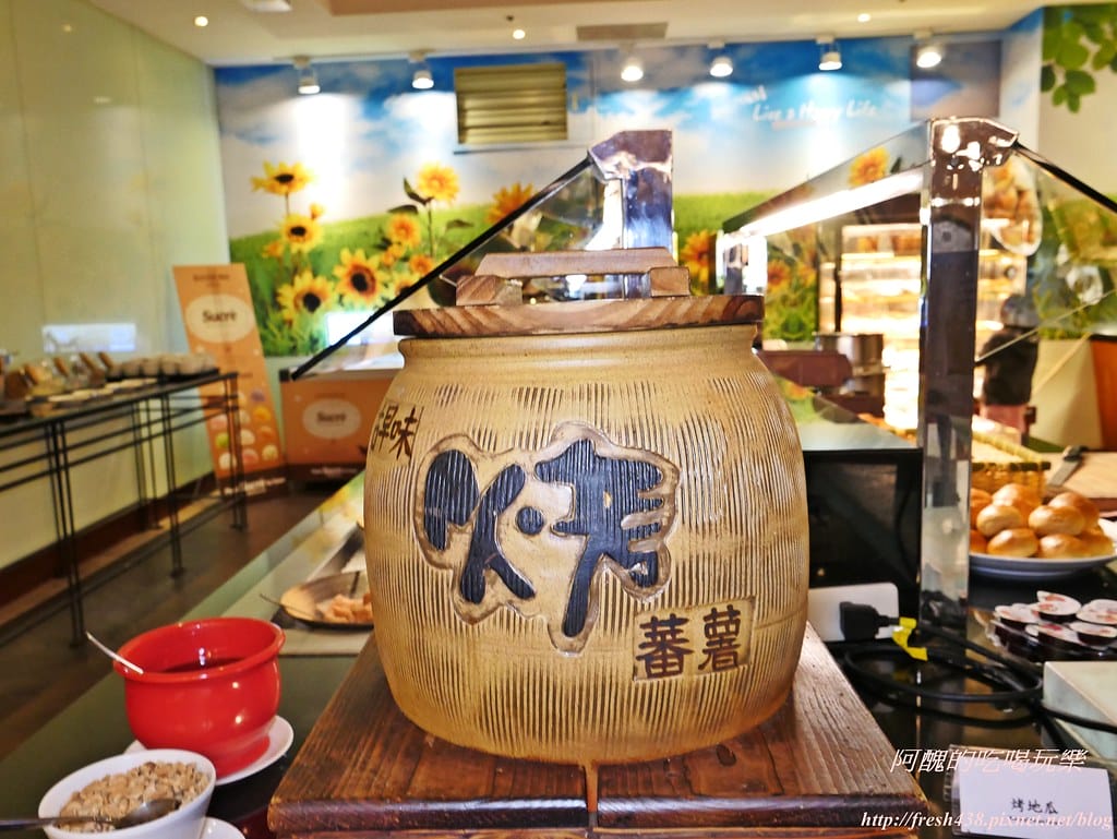 【深坑美食】海灣假日酒店Café餐廳-自助百匯吃到飽,海陸雙饗宴、現點現煎牛排、各國風味料理,精緻美食等您來嘗鮮。 - 第73張圖 P1530381