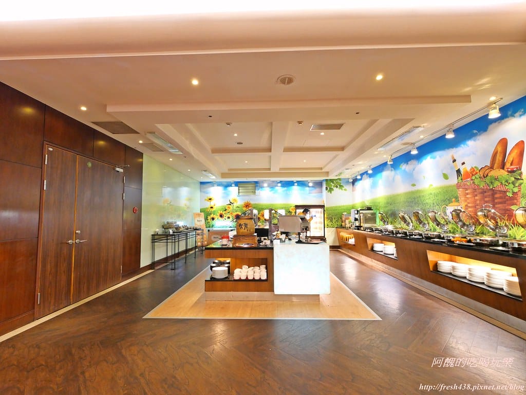 【深坑美食】海灣假日酒店Café餐廳-自助百匯吃到飽,海陸雙饗宴、現點現煎牛排、各國風味料理,精緻美食等您來嘗鮮。 - 第40張圖 P1003868
