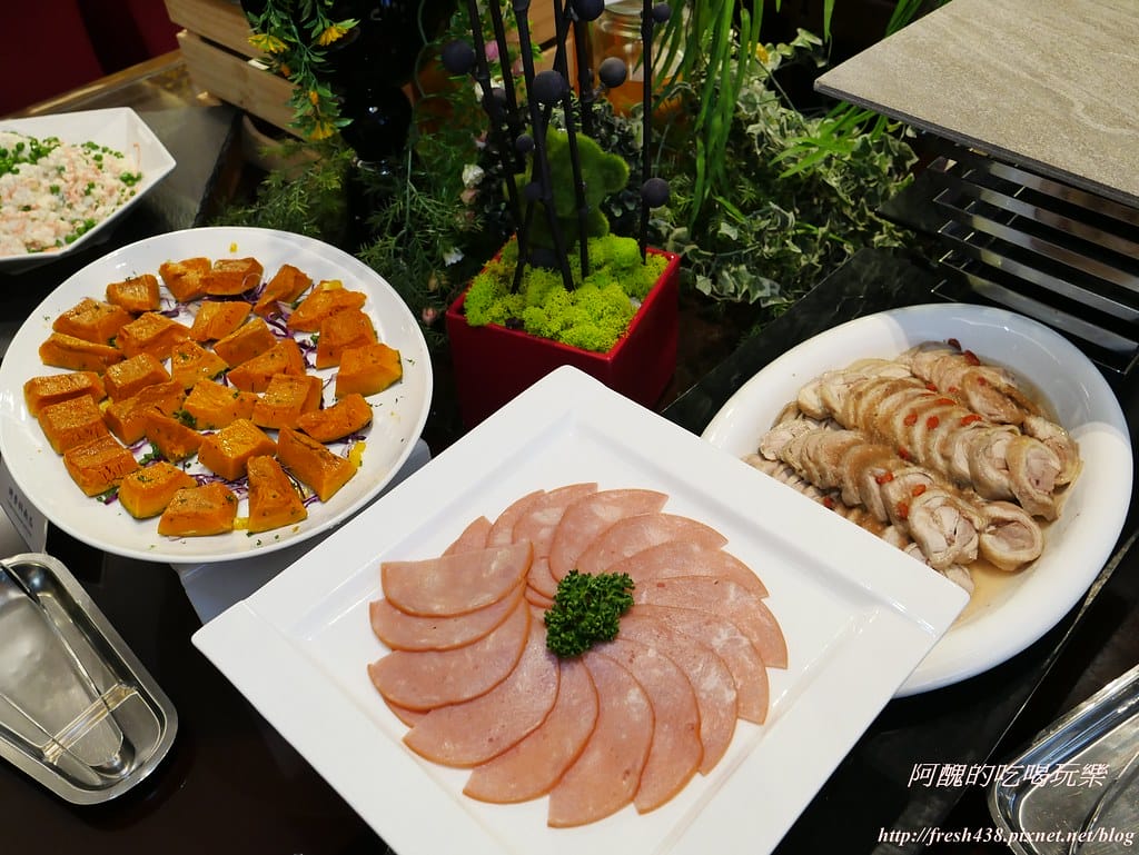 【深坑美食】海灣假日酒店Café餐廳-自助百匯吃到飽,海陸雙饗宴、現點現煎牛排、各國風味料理,精緻美食等您來嘗鮮。 - 第27張圖 P1530347