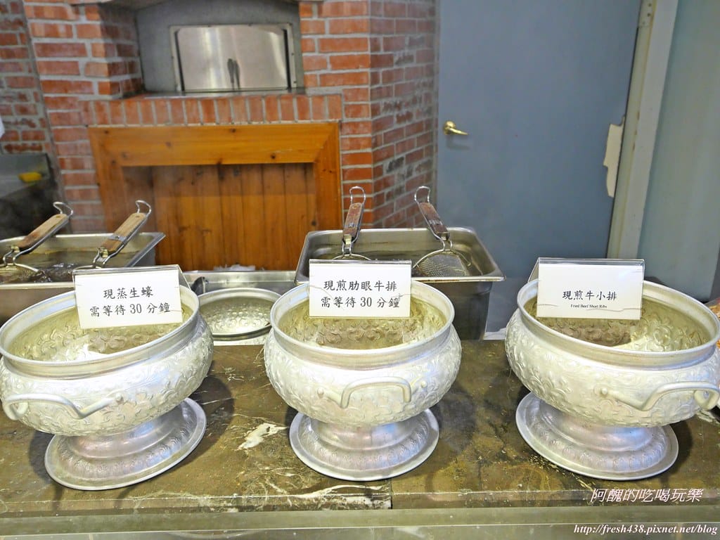 【深坑美食】海灣假日酒店Café餐廳-自助百匯吃到飽,海陸雙饗宴、現點現煎牛排、各國風味料理,精緻美食等您來嘗鮮。 - 第61張圖 P1003885