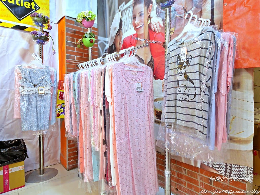 【內衣特賣會】EASY SHOP台北成功店,內衣褲全面驚喜價,99元起,讓您挑好挑滿超開心! - 第39張圖 P1003979