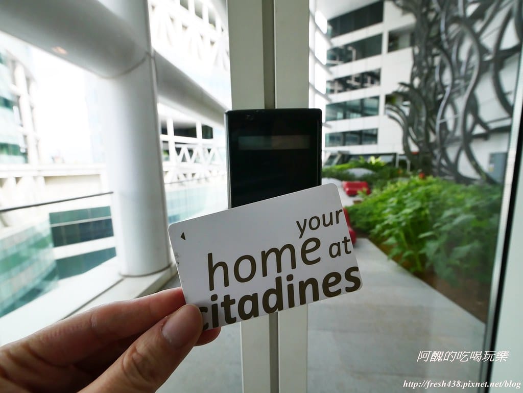 【新加坡住宿推薦】Citadines Fusionopolis Singapore,四星級公寓式飯店,附廚房、洗烘衣設備,樓下為地鐵站與美食商圈。 - 第75張圖 P1500041