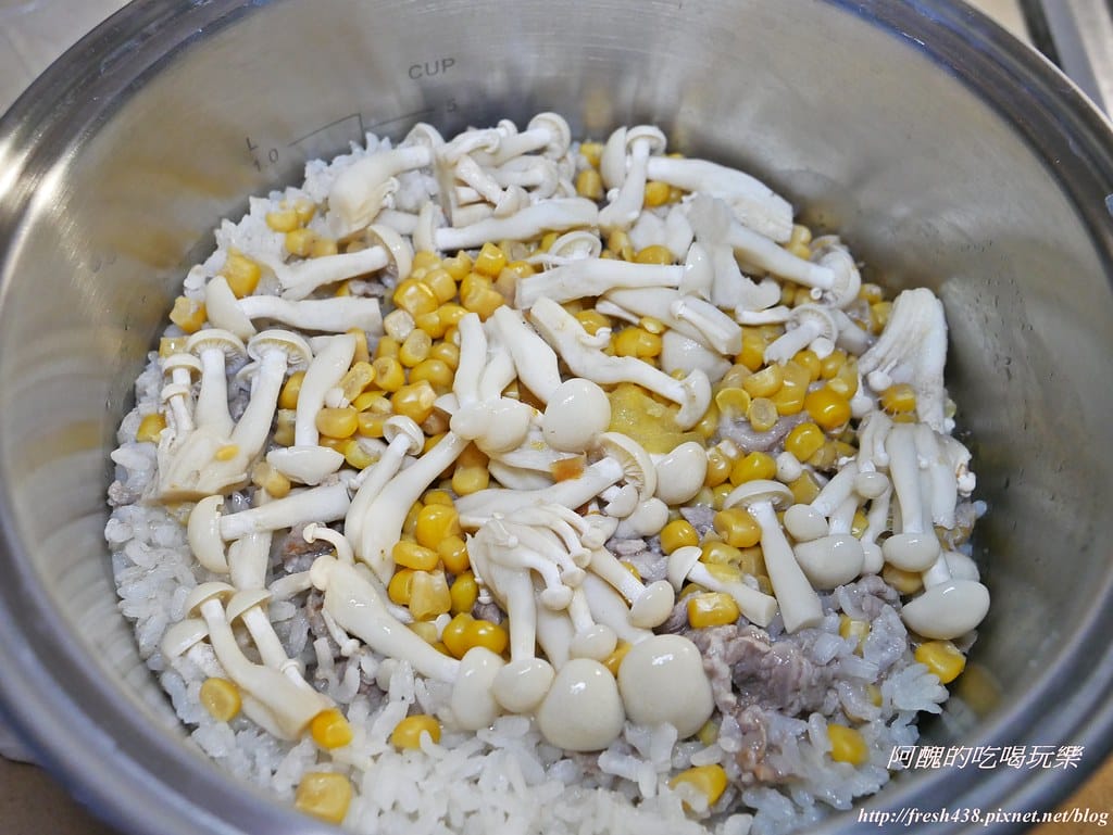【護眼料理】玉米豬肉炊飯,電鍋料理超簡單。 - 第5張圖 P1530511