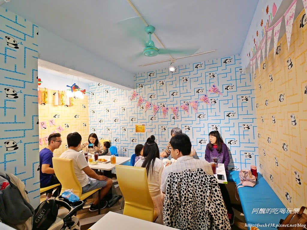 【嘉義親子餐廳】魔樹屋親子餐廳,餐點超好吃,玩樂不限時,三大遊戲區外加決明子沙坑,生日開趴、滿月抓周的好地方。(送餐券) - 第39張圖 P1004406