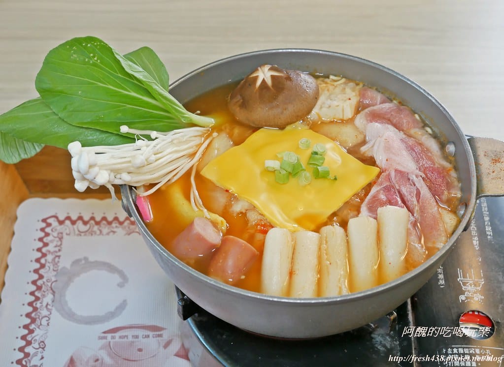 【嘉義親子餐廳】魔樹屋親子餐廳,餐點超好吃,玩樂不限時,三大遊戲區外加決明子沙坑,生日開趴、滿月抓周的好地方。(送餐券) - 第53張圖 P1530673